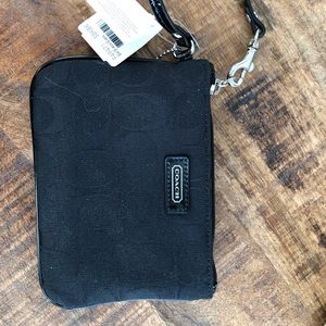 Coach wristlet NEW WITH TAGS AND BOX